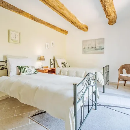 D'hote La Chapelle *