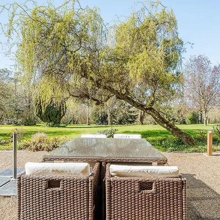D'hote La Chapelle Holiday home La Rochelle-Normande